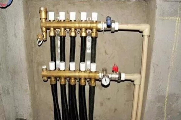 地暖分水器這樣使用才正確，用20年都不會壞！